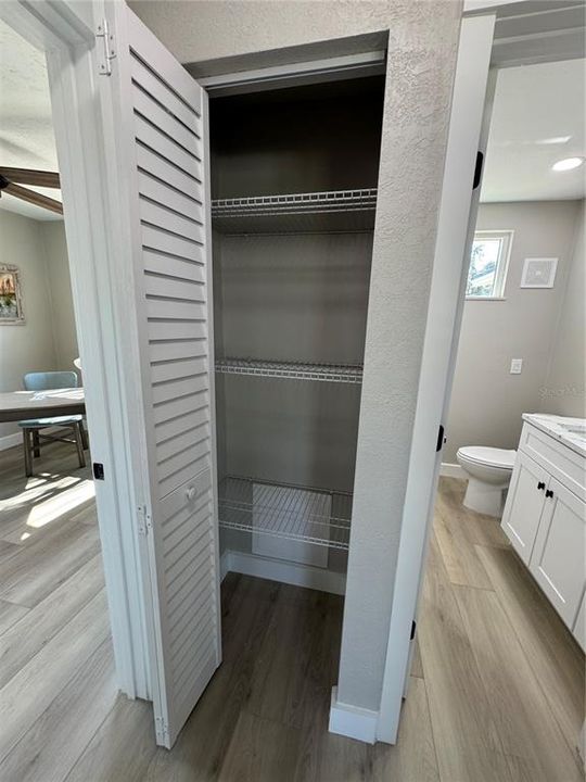 На продажу: $529,900 (3 спален, 2 ванн, 1536 Квадратных фут)