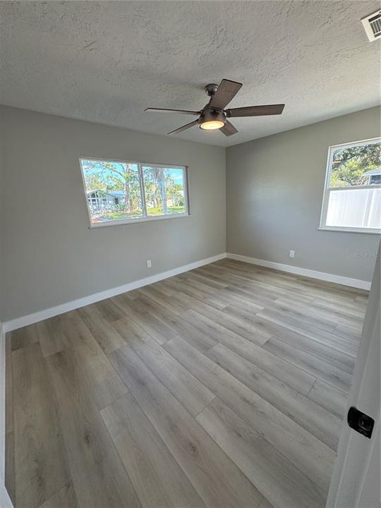 На продажу: $529,900 (3 спален, 2 ванн, 1536 Квадратных фут)