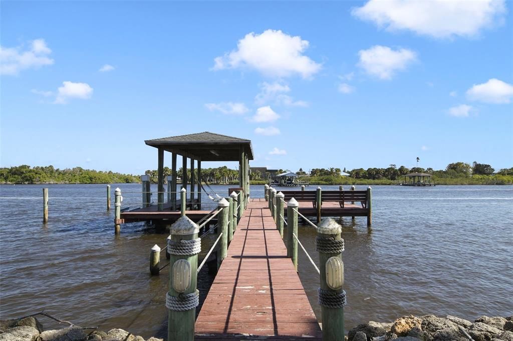 En Venta: $2,150,000 (6 camas, 4 baños, 5208 Pies cuadrados)