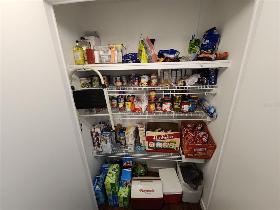 待售: $120,000 (2 贝兹, 2 浴室, 800 平方英尺)