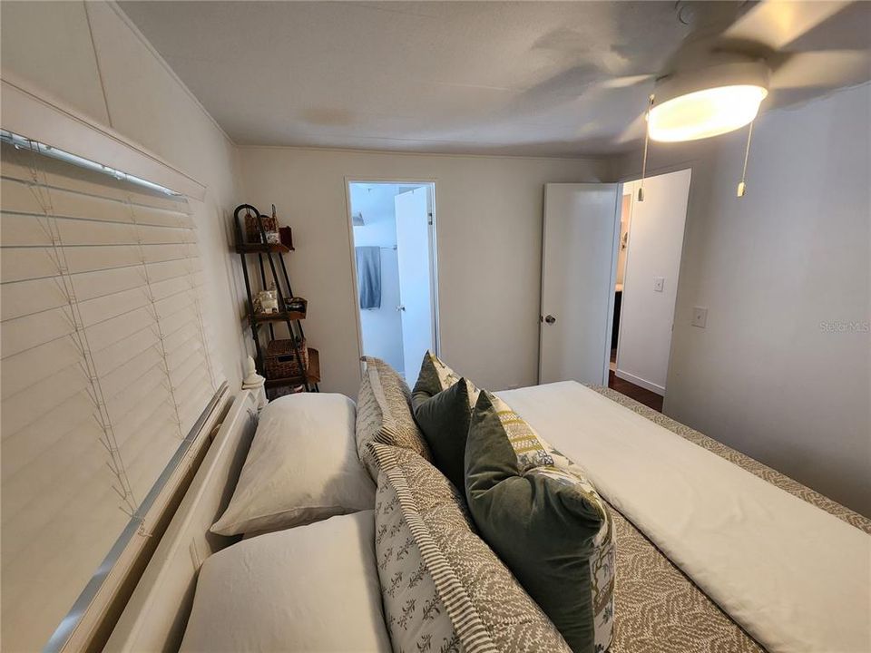 待售: $120,000 (2 贝兹, 2 浴室, 800 平方英尺)