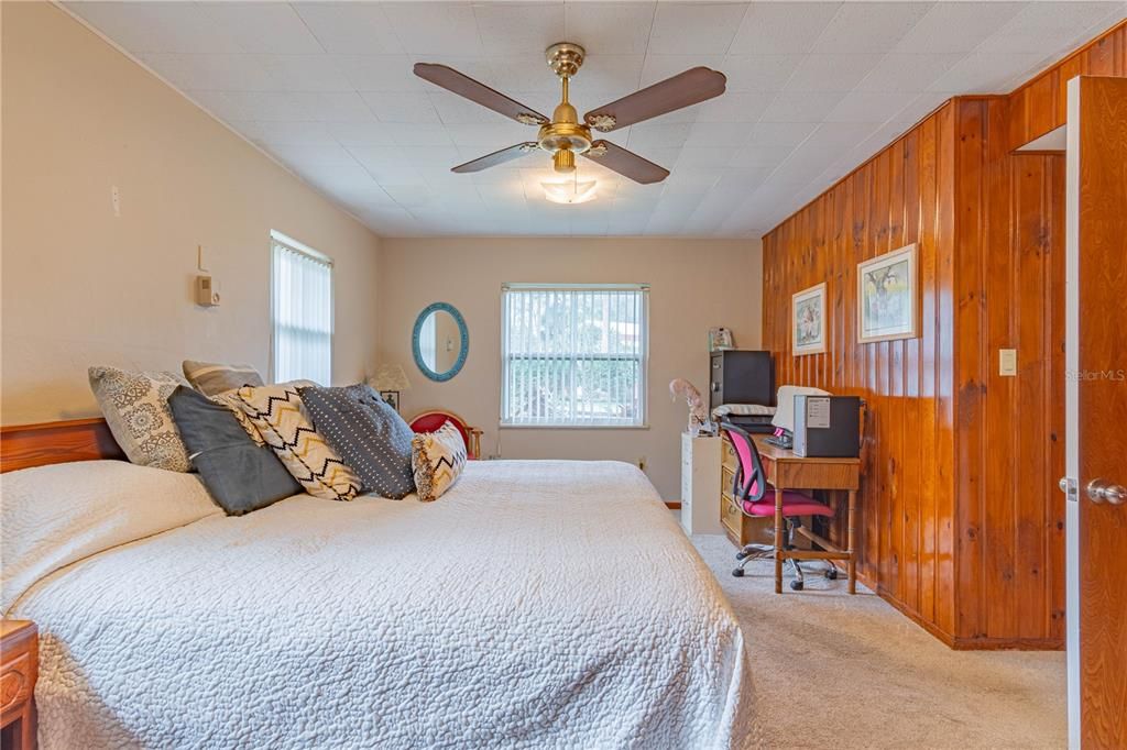 待售: $449,900 (2 贝兹, 1 浴室, 1514 平方英尺)