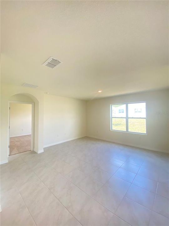 En Renta: $2,400 (4 camas, 2 baños, 1846 Pies cuadrados)