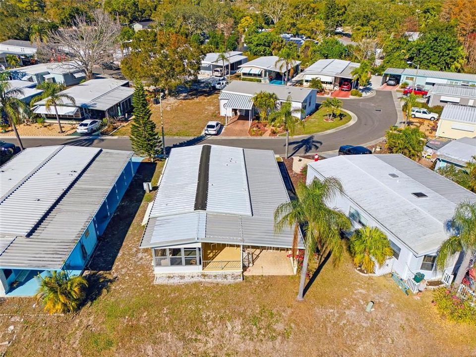 For Sale: $24,900 (2 beds, 2 baths, 1051 Square Feet)