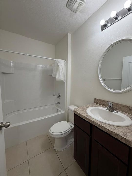 出租: $2,250 (3 贝兹, 2 浴室, 1535 平方英尺)