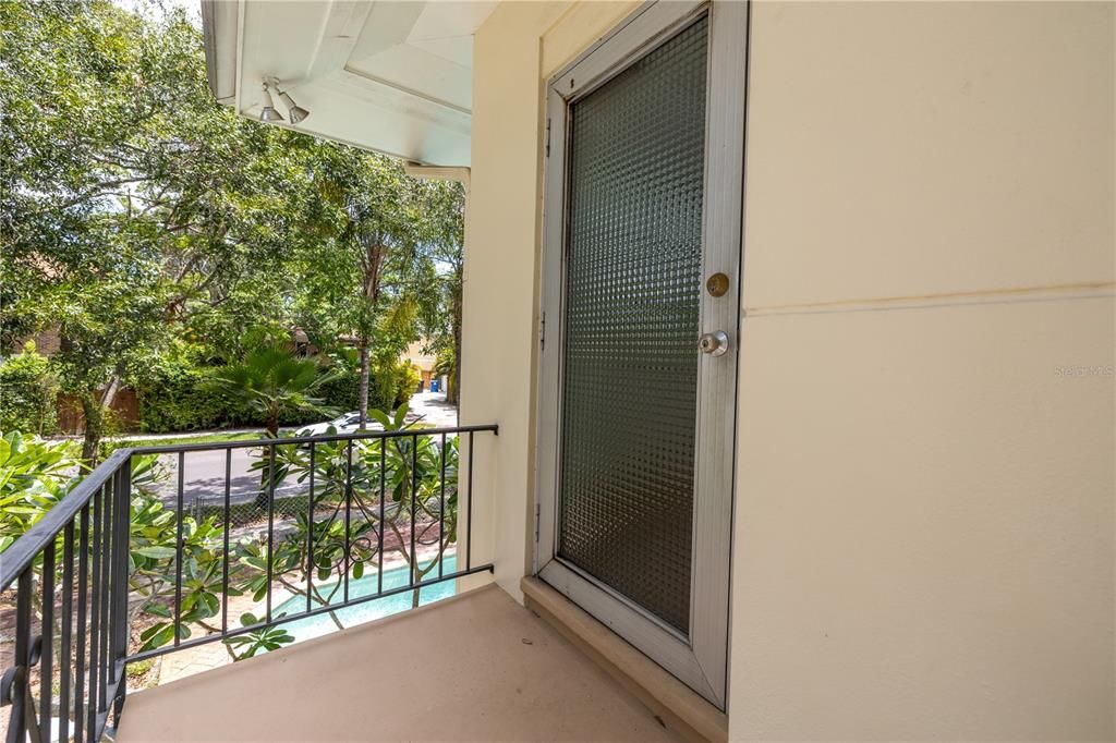 出租: $1,800 (1 贝兹, 1 浴室, 710 平方英尺)