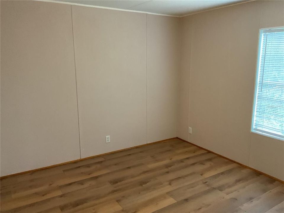 For Sale: $184,950 (3 beds, 2 baths, 1218 Square Feet)