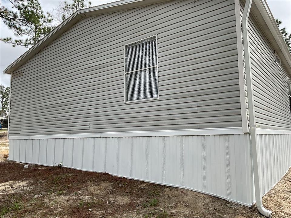 For Sale: $184,950 (3 beds, 2 baths, 1218 Square Feet)