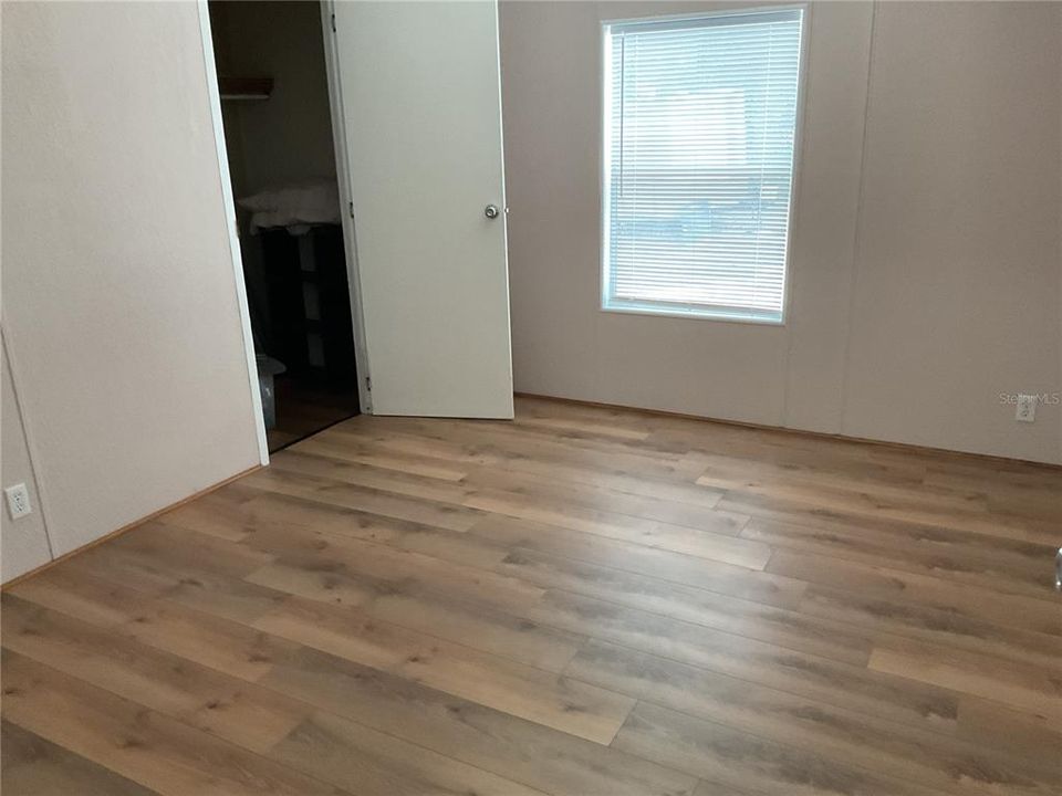 For Sale: $184,950 (3 beds, 2 baths, 1218 Square Feet)