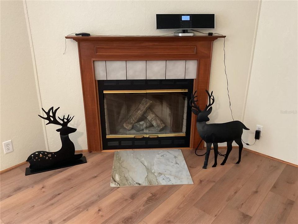 For Sale: $184,950 (3 beds, 2 baths, 1218 Square Feet)