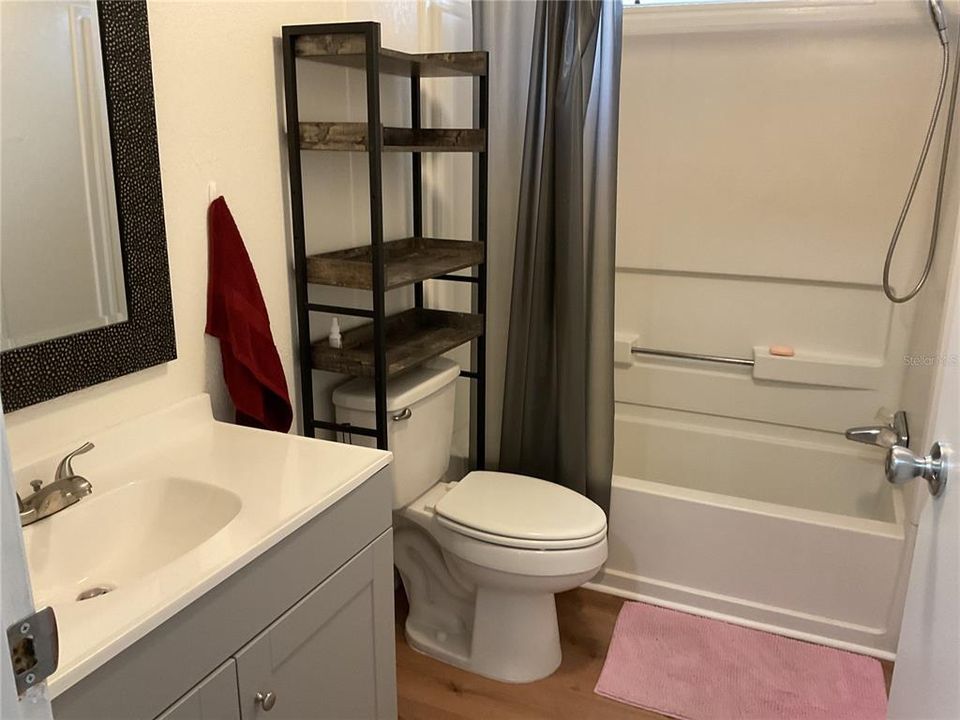 For Sale: $184,950 (3 beds, 2 baths, 1218 Square Feet)