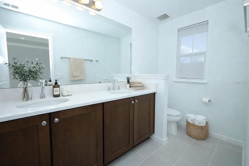 В аренду: $2,700 (3 спален, 2 ванн, 1863 Квадратных фут)