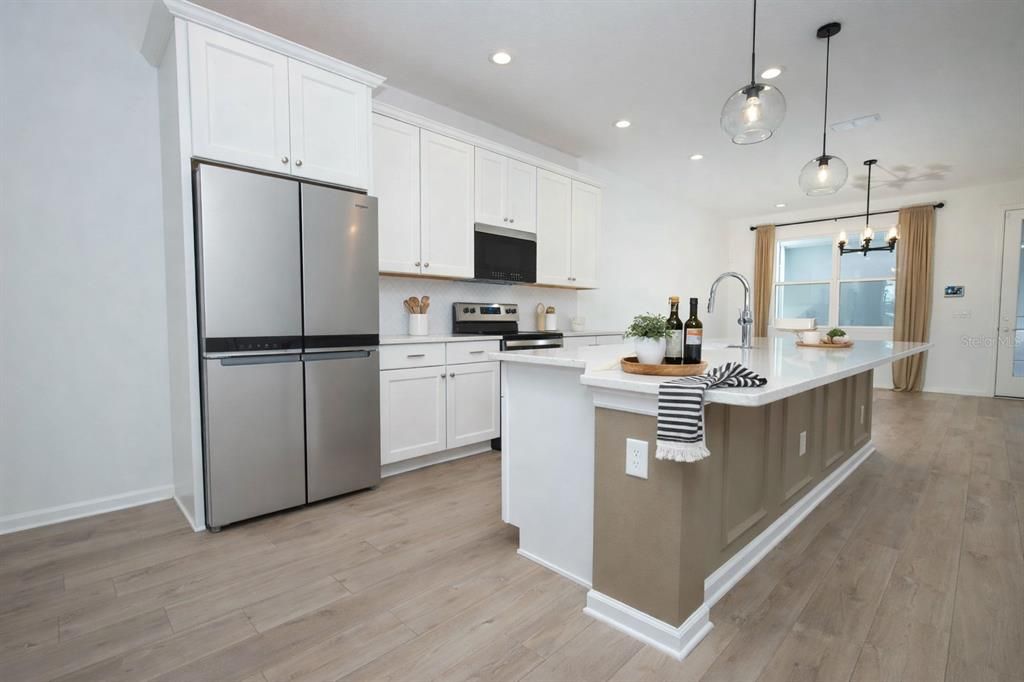 В аренду: $2,700 (3 спален, 2 ванн, 1863 Квадратных фут)