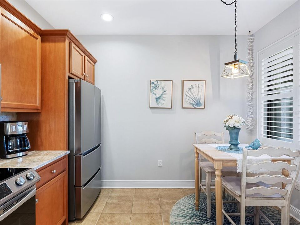 En Venta: $387,300 (2 camas, 2 baños, 1574 Pies cuadrados)