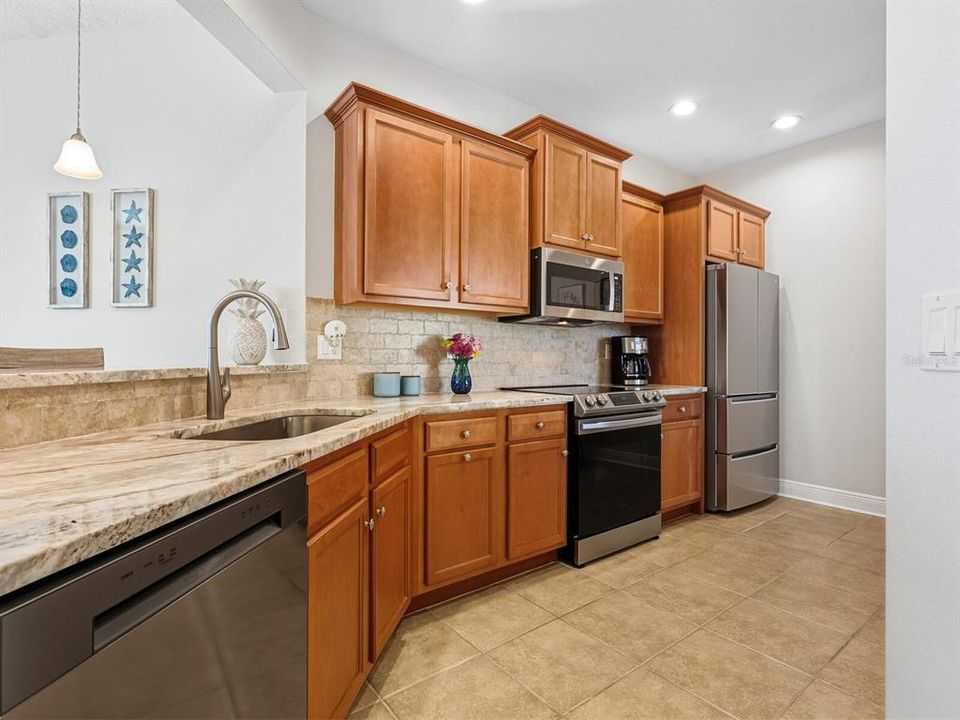 En Venta: $387,300 (2 camas, 2 baños, 1574 Pies cuadrados)