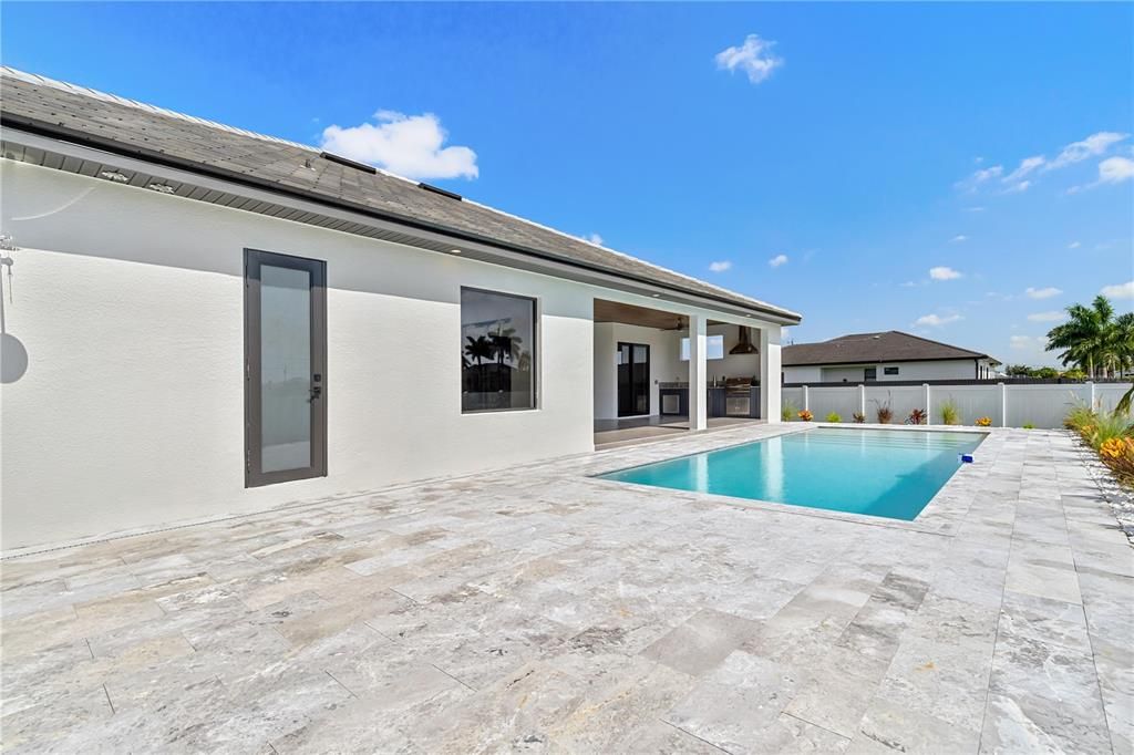 For Sale: $749,000 (3 beds, 3 baths, 2348 Square Feet)