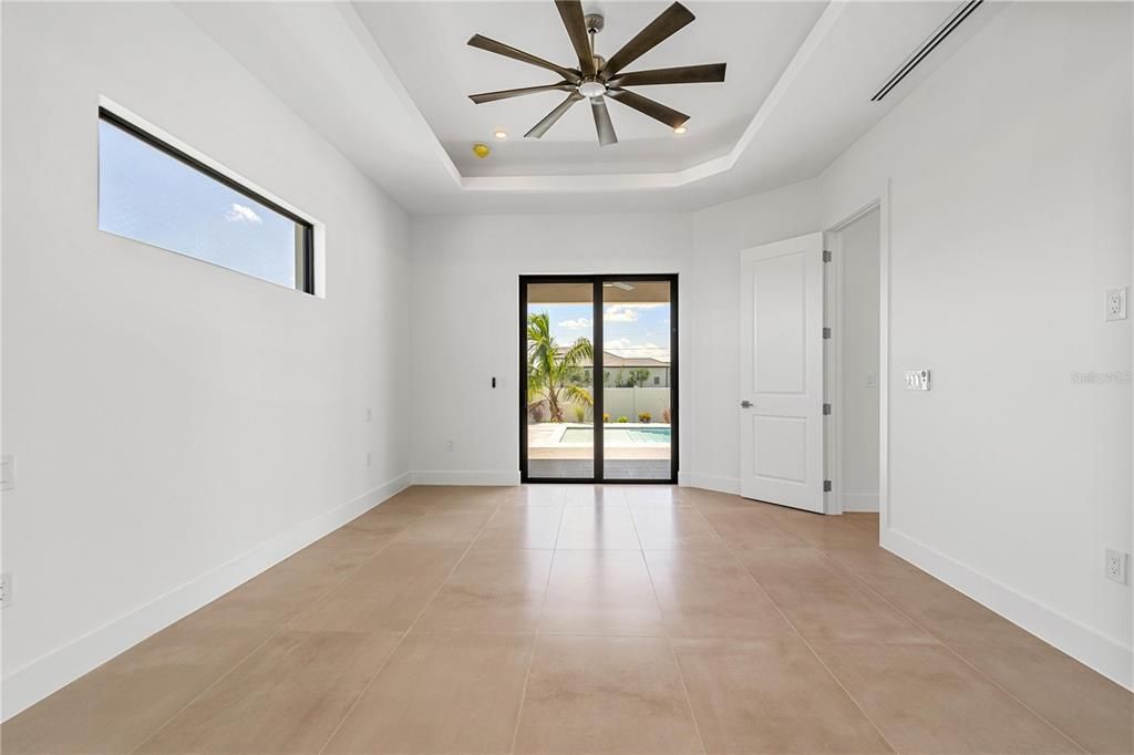 For Sale: $749,000 (3 beds, 3 baths, 2348 Square Feet)