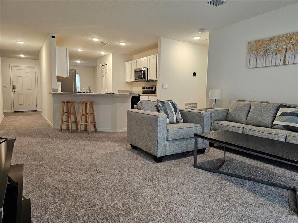 出租: $1,850 (3 贝兹, 2 浴室, 1552 平方英尺)