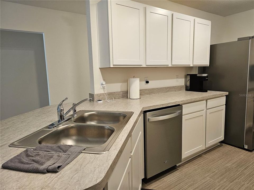 出租: $1,850 (3 贝兹, 2 浴室, 1552 平方英尺)