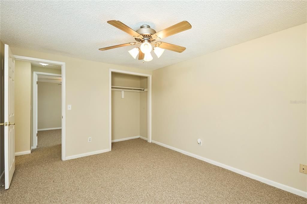 На продажу: $545,000 (3 спален, 2 ванн, 2020 Квадратных фут)