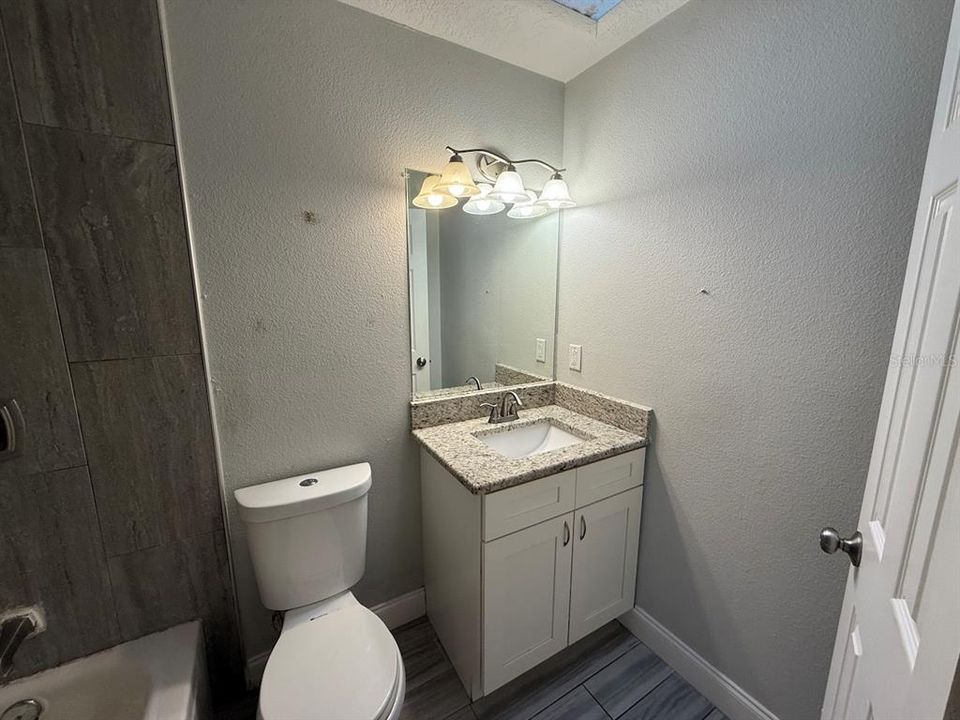 For Sale: $280,000 (3 beds, 2 baths, 1375 Square Feet)