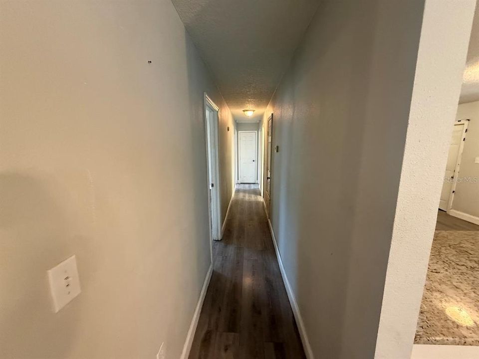 For Sale: $280,000 (3 beds, 2 baths, 1375 Square Feet)