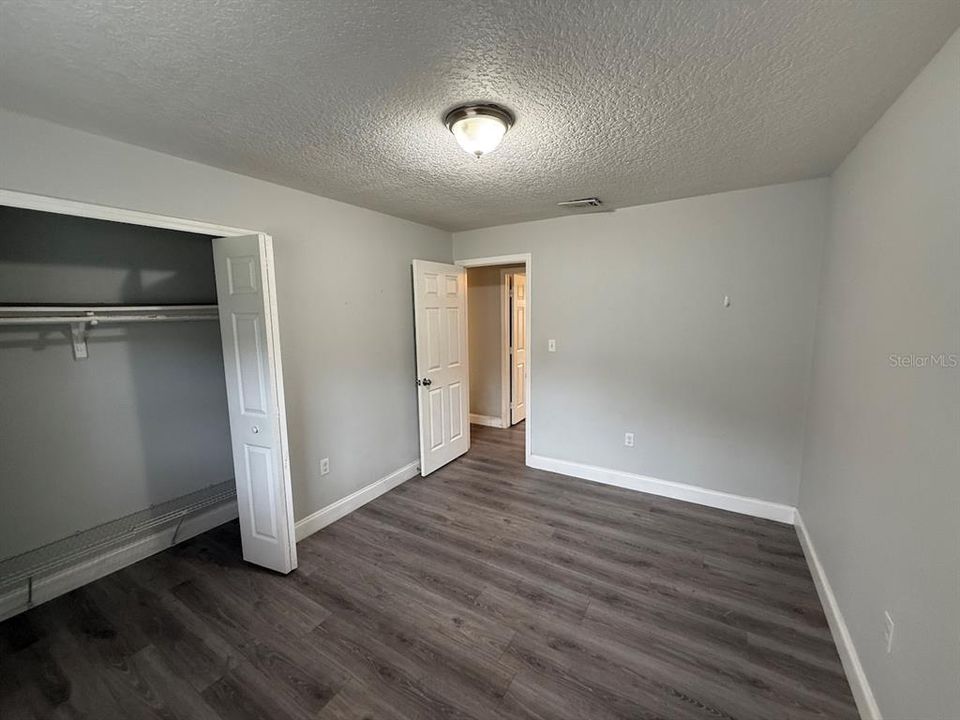 For Sale: $280,000 (3 beds, 2 baths, 1375 Square Feet)