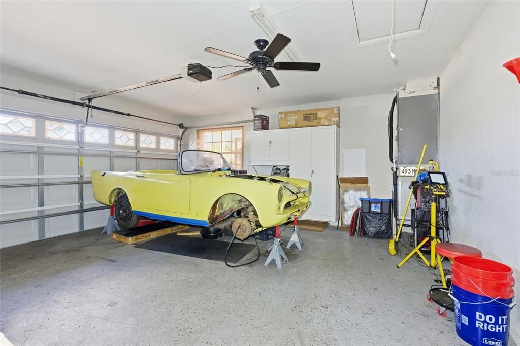 待售: $495,000 (4 贝兹, 2 浴室, 1941 平方英尺)