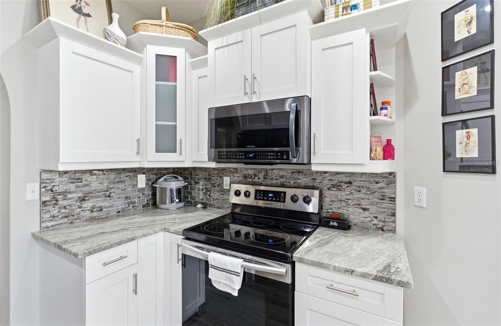 待售: $495,000 (4 贝兹, 2 浴室, 1941 平方英尺)