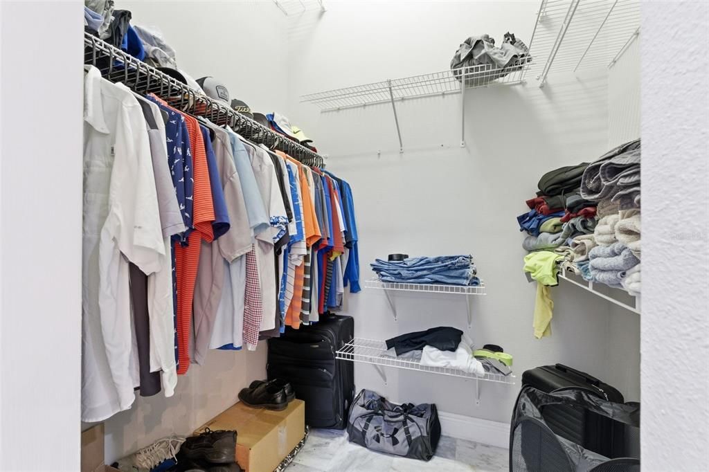 待售: $495,000 (4 贝兹, 2 浴室, 1941 平方英尺)