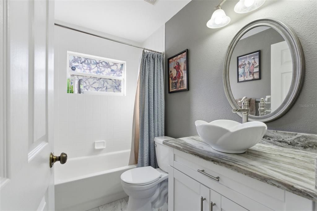 待售: $495,000 (4 贝兹, 2 浴室, 1941 平方英尺)