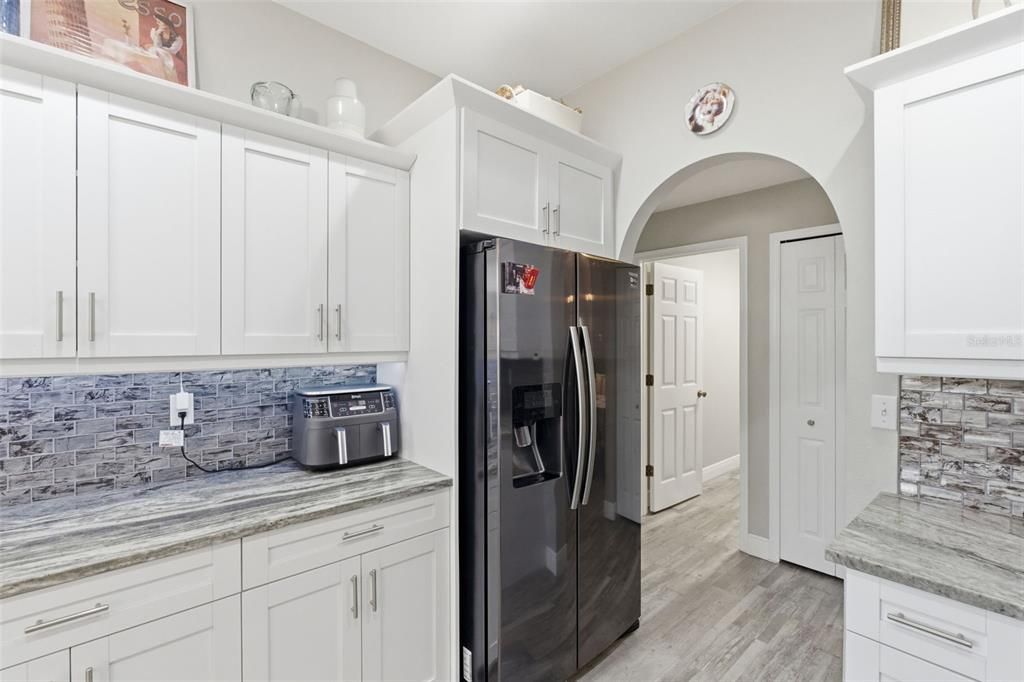 待售: $495,000 (4 贝兹, 2 浴室, 1941 平方英尺)