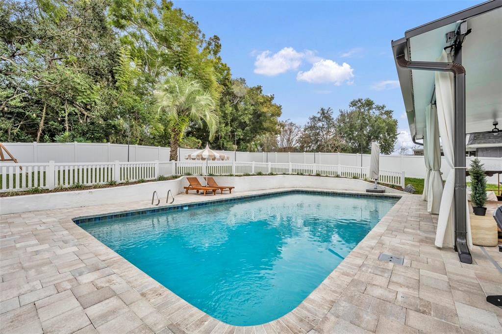 待售: $785,000 (4 贝兹, 2 浴室, 2638 平方英尺)