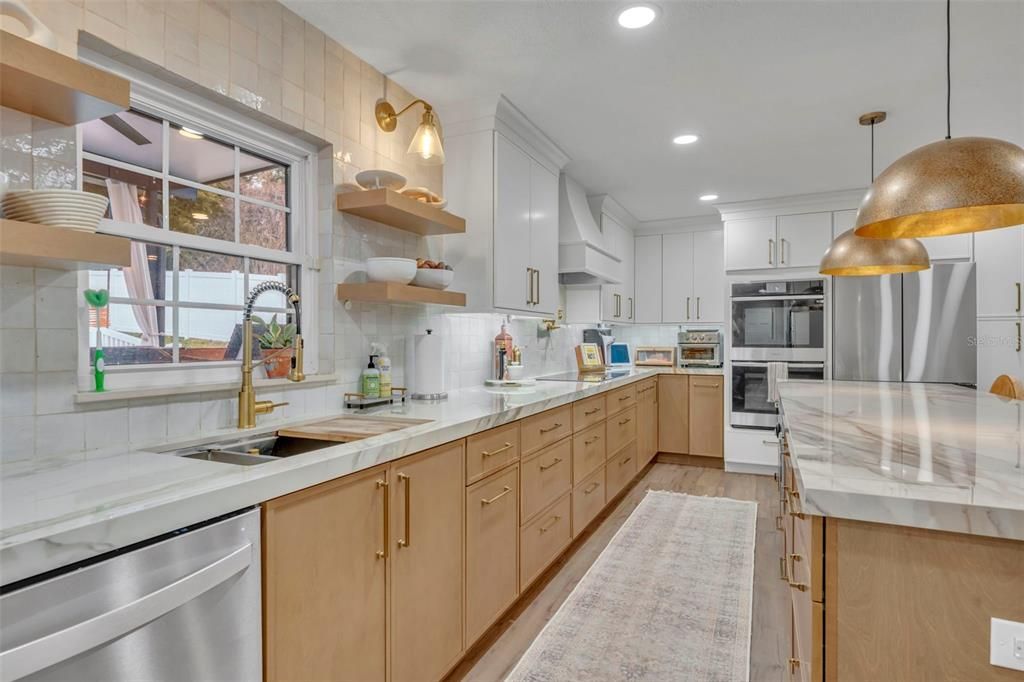 待售: $785,000 (4 贝兹, 2 浴室, 2638 平方英尺)