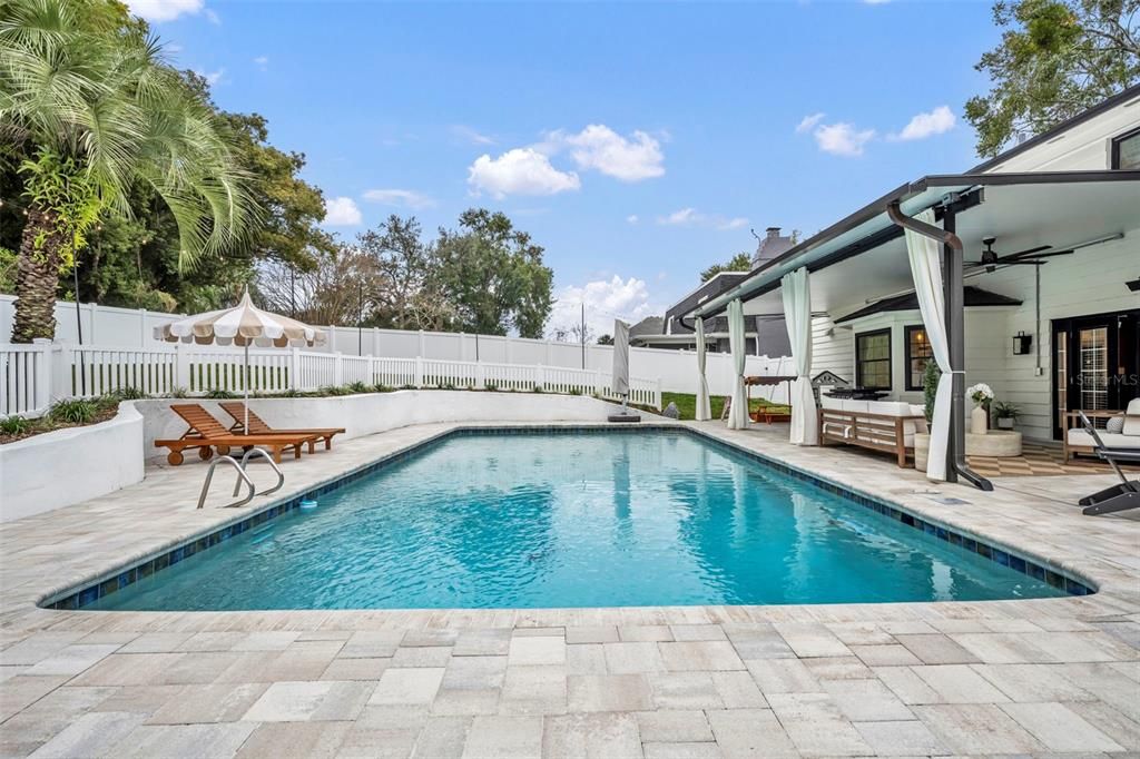 待售: $785,000 (4 贝兹, 2 浴室, 2638 平方英尺)