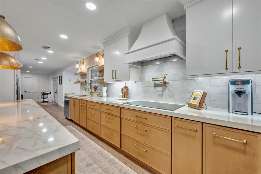 待售: $785,000 (4 贝兹, 2 浴室, 2638 平方英尺)