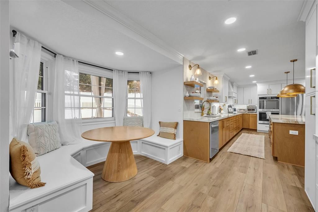 待售: $785,000 (4 贝兹, 2 浴室, 2638 平方英尺)