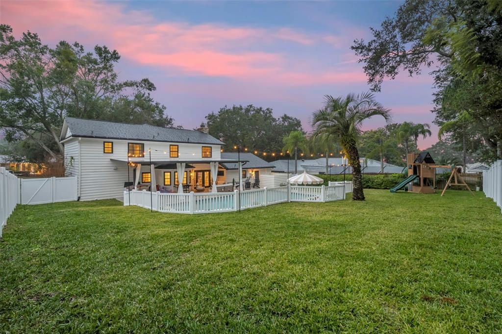 待售: $785,000 (4 贝兹, 2 浴室, 2638 平方英尺)