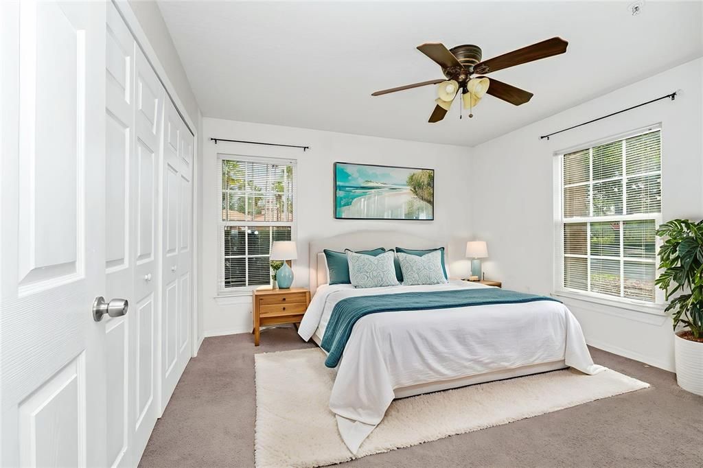 待售: $179,000 (2 贝兹, 2 浴室, 1004 平方英尺)