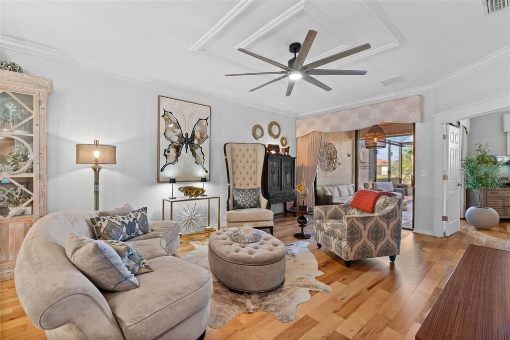 待售: $440,000 (2 贝兹, 2 浴室, 1572 平方英尺)