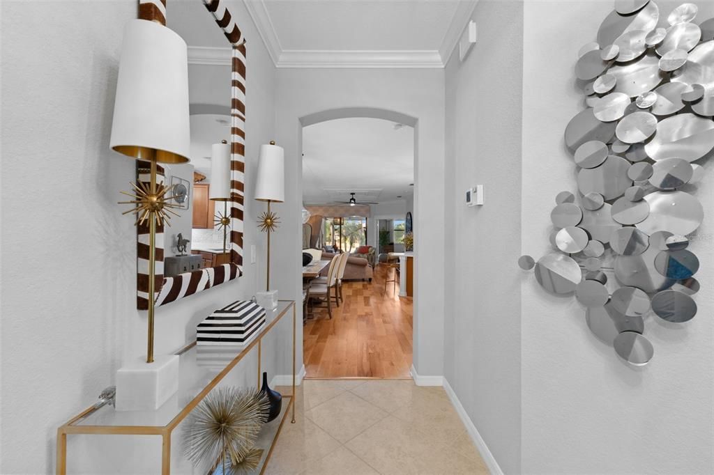 待售: $440,000 (2 贝兹, 2 浴室, 1572 平方英尺)