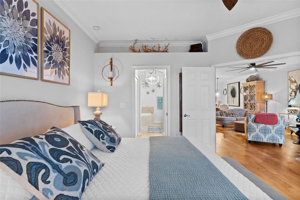 待售: $440,000 (2 贝兹, 2 浴室, 1572 平方英尺)