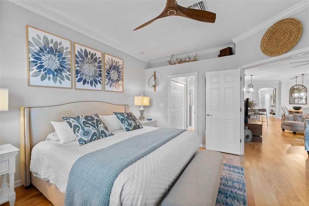 待售: $440,000 (2 贝兹, 2 浴室, 1572 平方英尺)