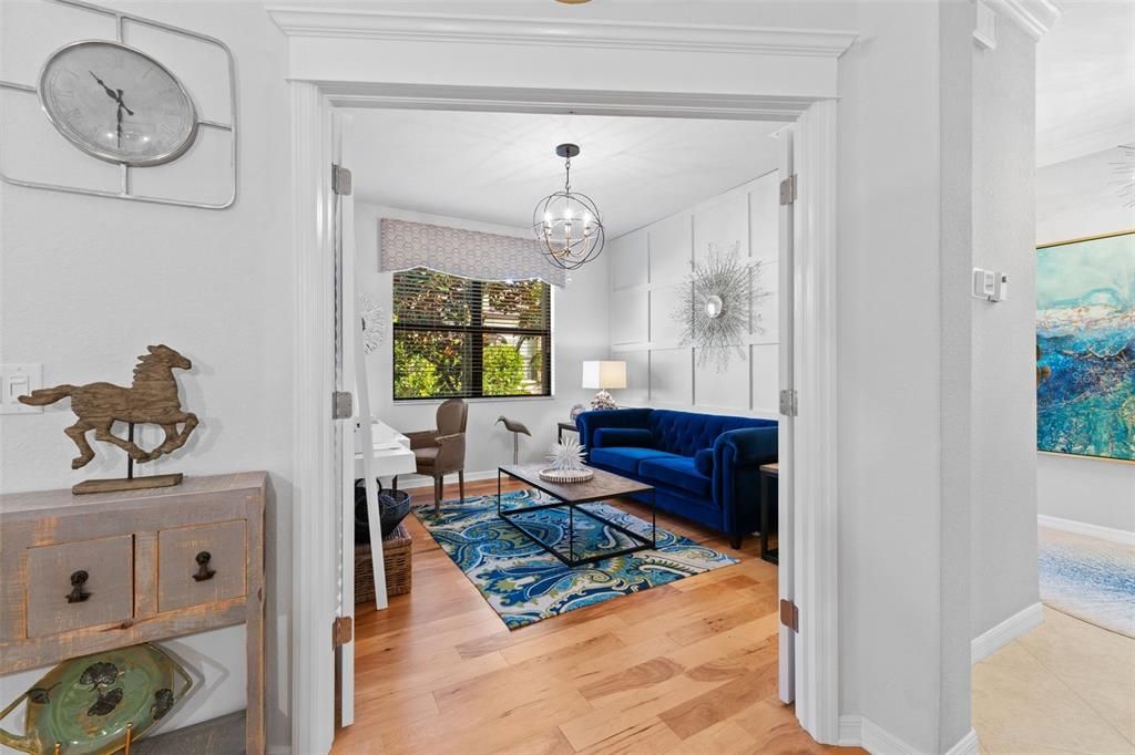 待售: $440,000 (2 贝兹, 2 浴室, 1572 平方英尺)