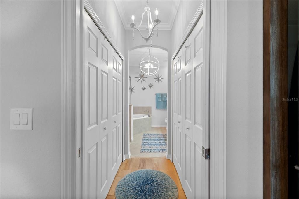 待售: $440,000 (2 贝兹, 2 浴室, 1572 平方英尺)