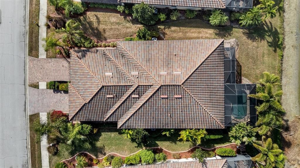 待售: $440,000 (2 贝兹, 2 浴室, 1572 平方英尺)