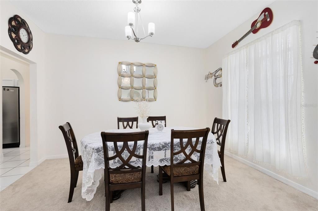 For Sale: $575,000 (4 beds, 2 baths, 2291 Square Feet)