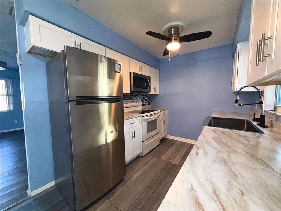 For Sale: $238,000 (3 beds, 1 baths, 1000 Square Feet)