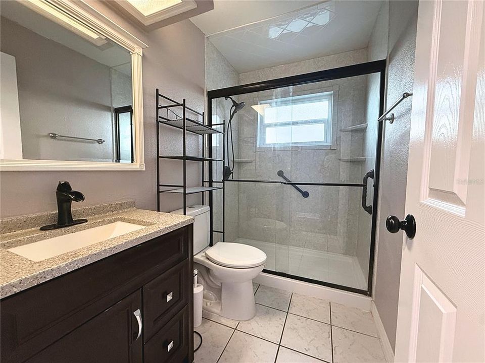 For Sale: $238,000 (3 beds, 1 baths, 1000 Square Feet)