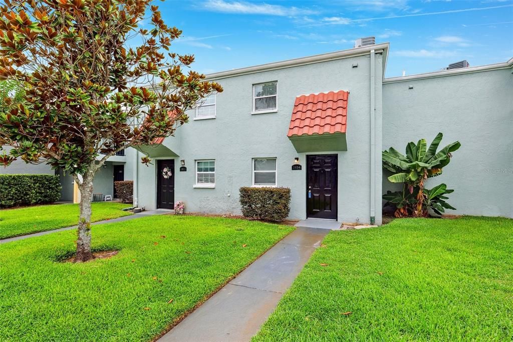 For Rent: $1,600 (2 beds, 1 baths, 1088 Square Feet)